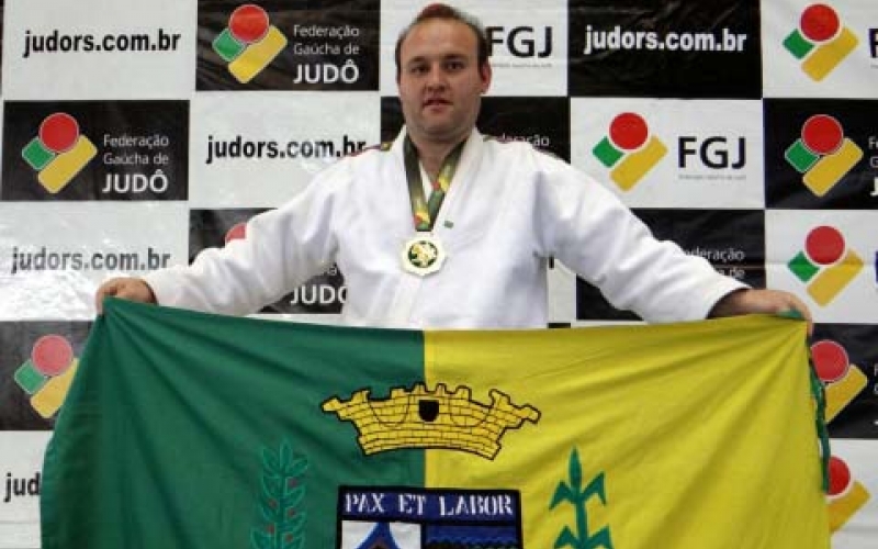 Augusto Semprebom é Campeão Mundial de Judô