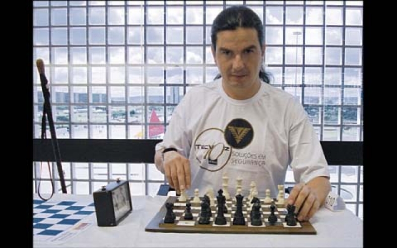 Ex-aluno do Cadevi é campeão brasileiro de xadrez