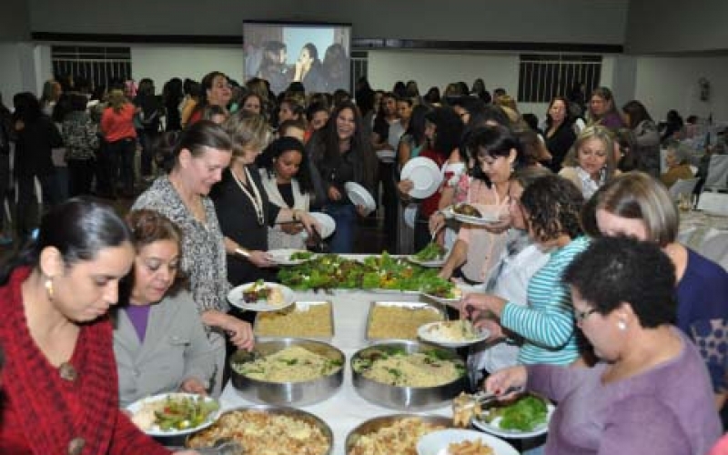 ASMI promove jantar em homenagem às mães