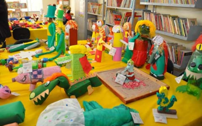 Escola Rotary promove concurso de bonecos e feira de livros infantis