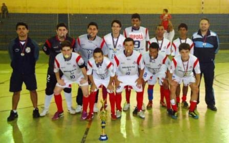 Futsal de Ibiporã é campeão regional nos Jojups