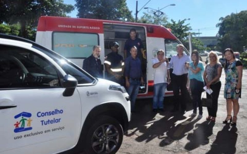 Ibiporã conquista nova ambulância para Samu e carro para o Conselho Tutelar