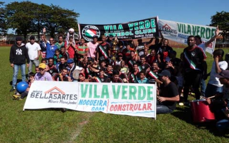 Vila Verde/Móveis Bellas Artes/Nogueira Som é campeão do Campeonato Amador