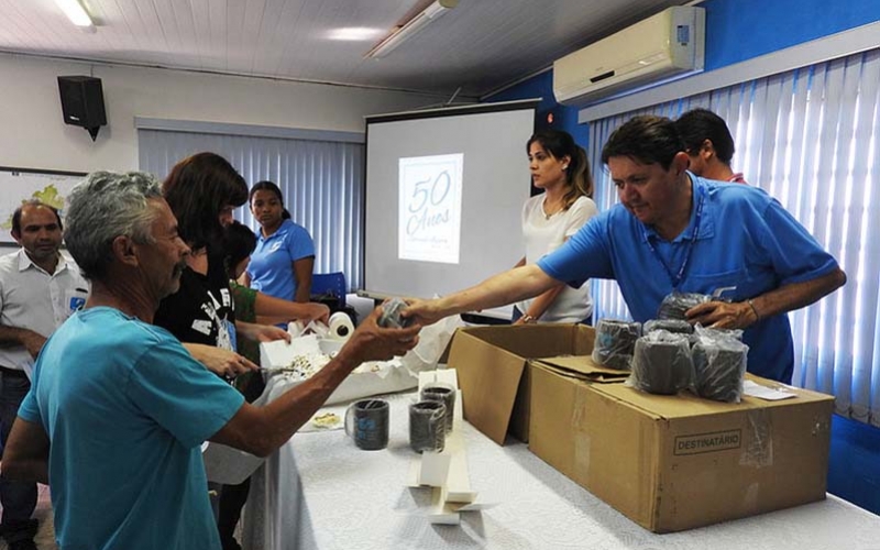 Servidores do Samae adotam canecas ecológicas