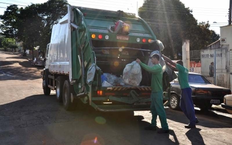 Samae informa que não haverá coleta de lixo no feriado de Tiradentes